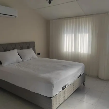 Sehir Merkezinde Erasta Avm Karsisinda Manzarali Muhtesem Luks Dort Odali Ayri Mutfakli Genis Terasli Ve Balkonlu Ev Apartament *