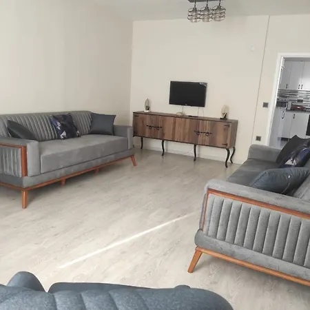 Apartamento Sehir Merkezinde Erasta Avm Karsisinda Manzarali Muhtesem Luks Dort Odali Ayri Mutfakli Genis Terasli Ve Balkonlu Ev *
